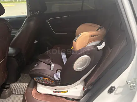 Toyota RAV4 2021 года за 14 800 000 тг. в Актобе – фото 12
