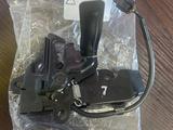 Замок капота Toyota Camry 70 ORIGINAL за 35 000 тг. в Алматы – фото 3