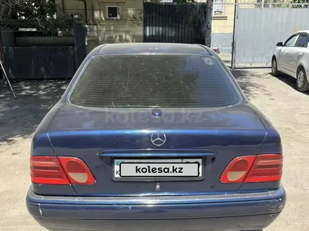 Mercedes-Benz E 280 1997 года за 2 000 000 тг. в Алматы – фото 5