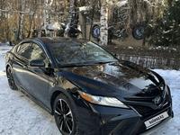 Toyota Camry 2019 года за 13 700 000 тг. в Алматы