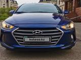 Hyundai Elantra 2018 годаүшін7 800 000 тг. в Астана – фото 2