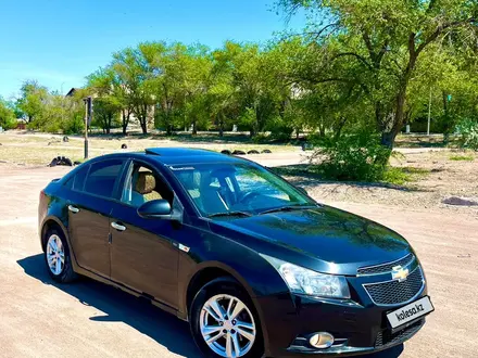 Chevrolet Cruze 2009 года за 2 900 000 тг. в Караганда – фото 2