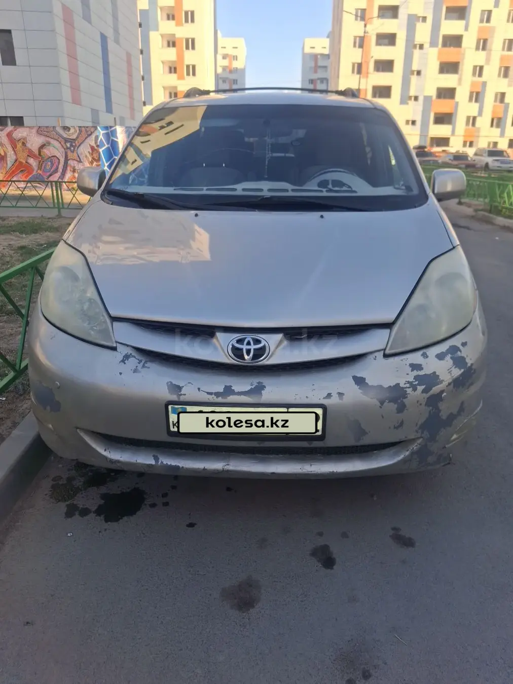 Toyota Sienna, 2006