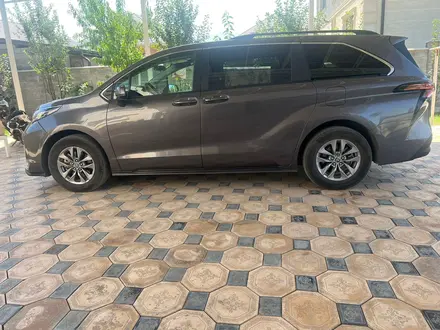 Toyota Sienna 2022 года за 20 000 000 тг. в Алматы – фото 3