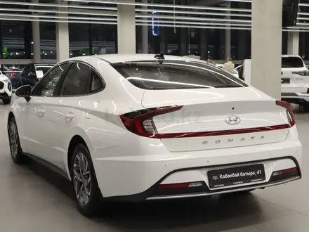 Hyundai Sonata Style 2022 года за 10 590 000 тг. в Астана – фото 4
