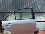 Дверь задняя правый Камри 40 за 40 000 тг. в Актобе