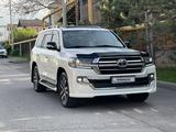 Toyota Land Cruiser 2018 года за 45 000 000 тг. в Алматы – фото 2