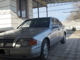 Mercedes-Benz C 200 1994 года за 2 300 000 тг. в Тараз – фото 2