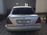 Mercedes-Benz C 200 1994 года за 2 300 000 тг. в Тараз – фото 4