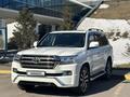 Toyota Land Cruiser 2015 года за 29 000 000 тг. в Астана