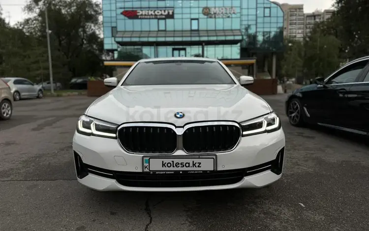 BMW 520 2022 годаүшін27 000 000 тг. в Алматы