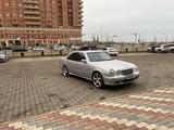 Mercedes-Benz E 320 2001 годаfor6 500 000 тг. в Актау – фото 2