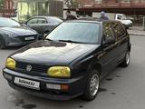 Volkswagen Golf 1994 года за 1 600 000 тг. в Астана – фото 2