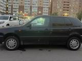 Volkswagen Golf 1994 года за 1 600 000 тг. в Астана – фото 4