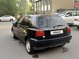 Volkswagen Golf 1994 года за 1 600 000 тг. в Астана – фото 5