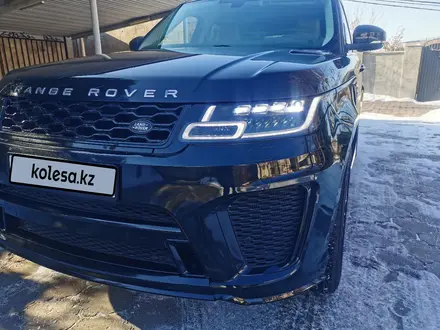 Land Rover Range Rover Sport 2014 года за 14 200 000 тг. в Алматы