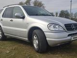 Mercedes-Benz ML 270 2001 годаfor4 480 000 тг. в Тараз – фото 4