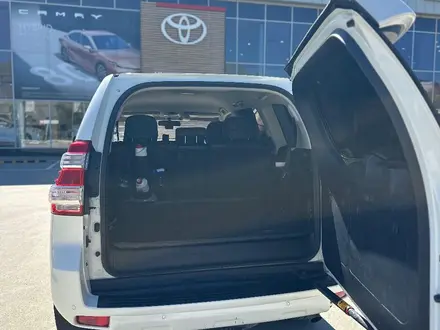 Toyota Land Cruiser Prado 2015 года за 18 500 000 тг. в Актобе – фото 2