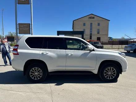 Toyota Land Cruiser Prado 2015 года за 18 500 000 тг. в Актобе – фото 3