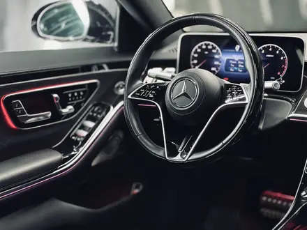 Mercedes-Benz S 580 2023 года за 64 900 000 тг. в Алматы – фото 12