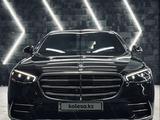 Mercedes-Benz S 580 2023 года за 64 900 000 тг. в Алматы – фото 2