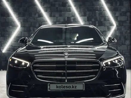 Mercedes-Benz S 580 2023 года за 64 900 000 тг. в Алматы – фото 2