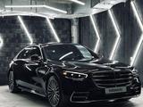 Mercedes-Benz S 580 2023 года за 64 900 000 тг. в Алматы