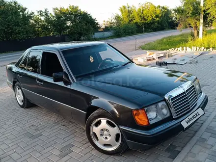 Mercedes-Benz E 230 1991 годаүшін2 800 000 тг. в Алматы