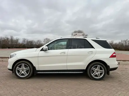 Mercedes-Benz ML 400 2014 года за 22 000 000 тг. в Уральск – фото 3