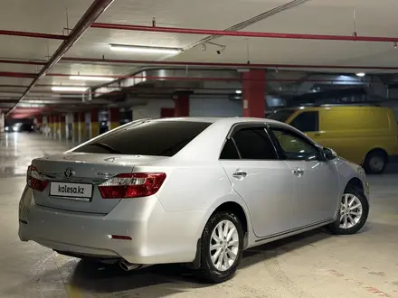 Toyota Camry 2013 года за 9 100 000 тг. в Астана – фото 17