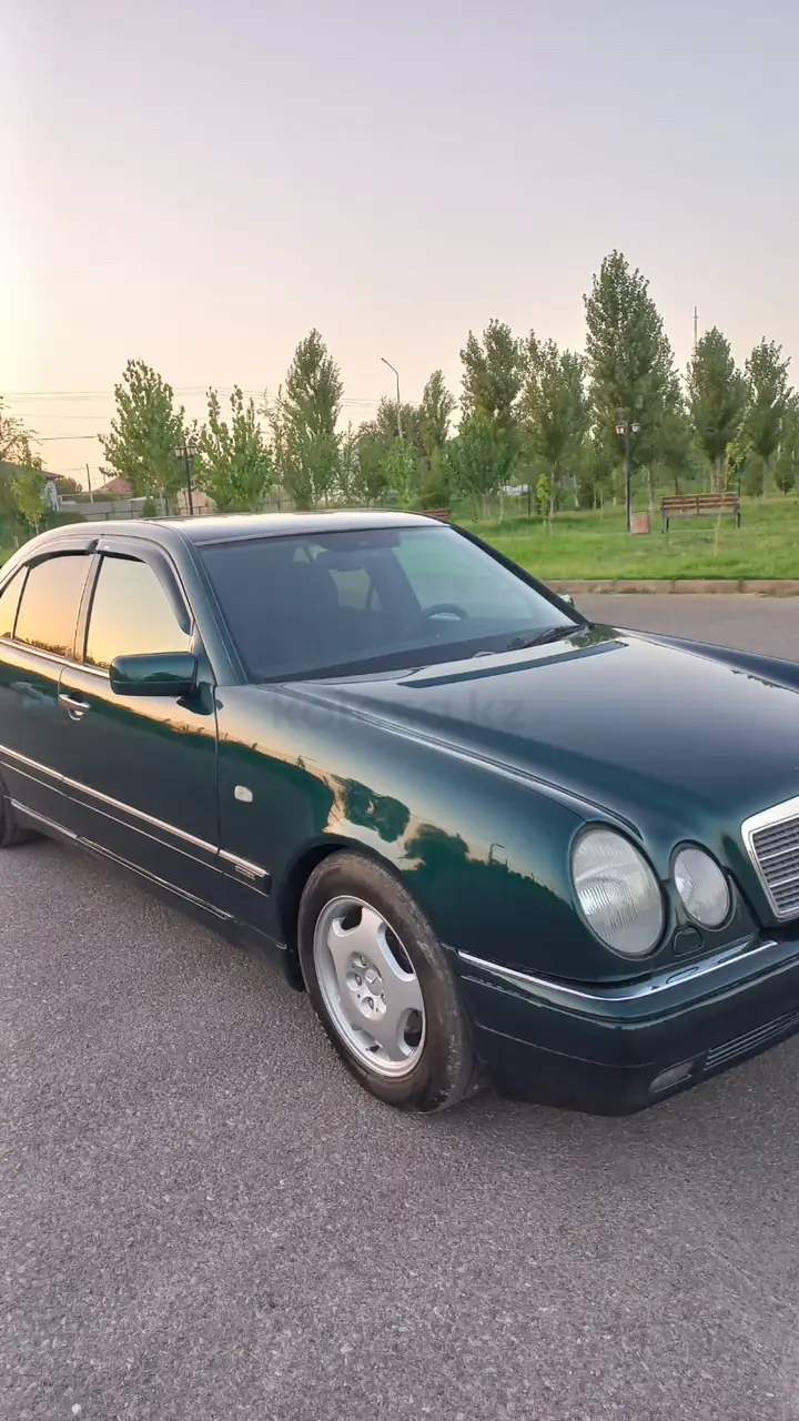 Mercedes-Benz E-Class, 1996
