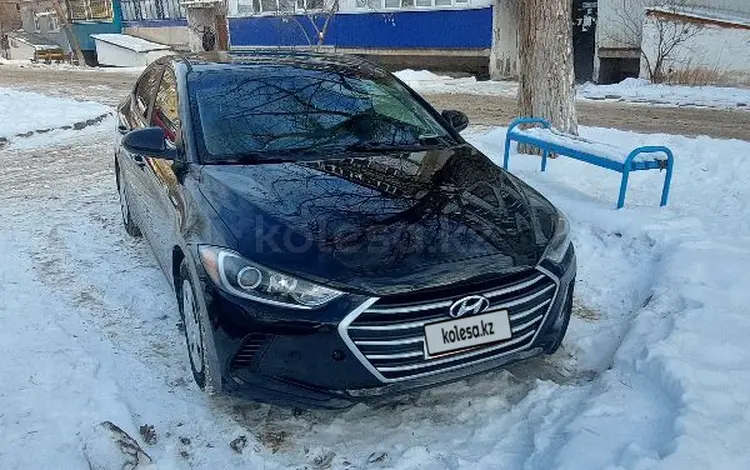 Hyundai Elantra 2018 года за 4 500 000 тг. в Уральск