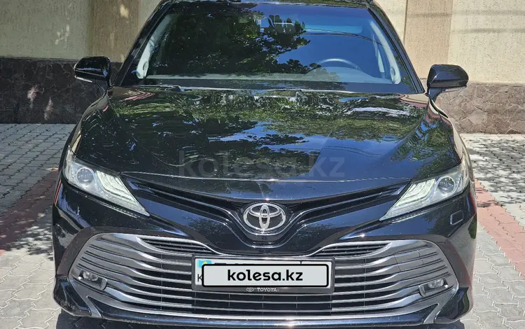 Toyota Camry 2019 года за 13 500 000 тг. в Шымкент