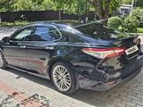 Toyota Camry 2019 года за 13 500 000 тг. в Шымкент – фото 5