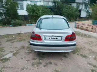 Mitsubishi Carisma, 2000