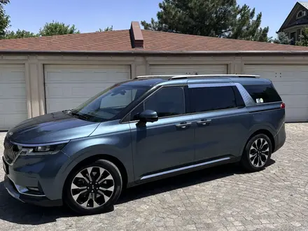 Kia Carnival 2021 года за 15 900 000 тг. в Шымкент – фото 3