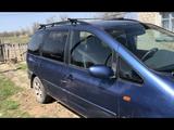 Volkswagen Sharan 1997 годаүшін1 500 000 тг. в Уральск – фото 4