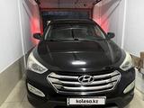 Hyundai Santa Fe 2013 годаүшін7 800 000 тг. в Актобе