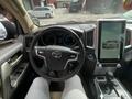 Рестайлинг салона Toyota Land Cruiser 200 2008-2015 под 2016-2021 за 650 000 тг. в Павлодар – фото 4