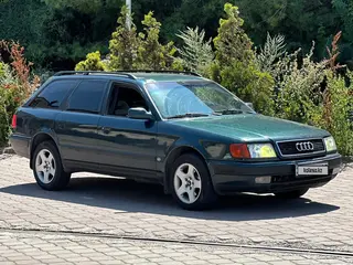 Audi 100