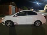 Chevrolet Aveo 2013 года за 3 600 000 тг. в Уральск – фото 4