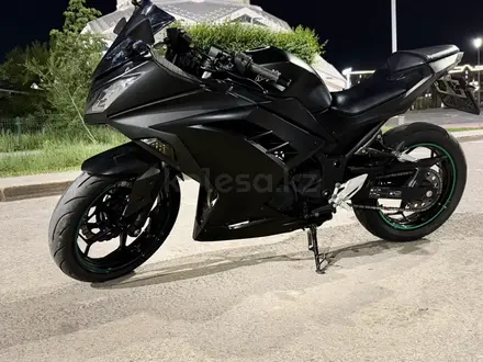 Kawasaki  Ninja 300 2014 года за 2 800 000 тг. в Астана – фото 2
