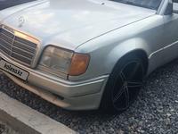 Mercedes-Benz E 260 1992 годаfor1 100 000 тг. в Шымкент