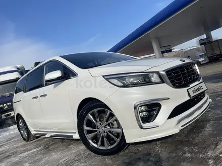 Kia Carnival 2020 года за 17 250 000 тг. в Алматы – фото 29