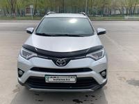 Toyota RAV4 2017 года за 14 000 000 тг. в Павлодар