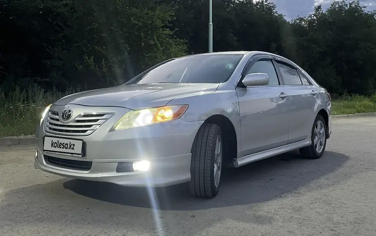 Toyota Camry 2007 года за 5 500 000 тг. в Актобе
