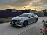 Toyota Camry 2018 годаfor12 000 000 тг. в Шымкент – фото 3