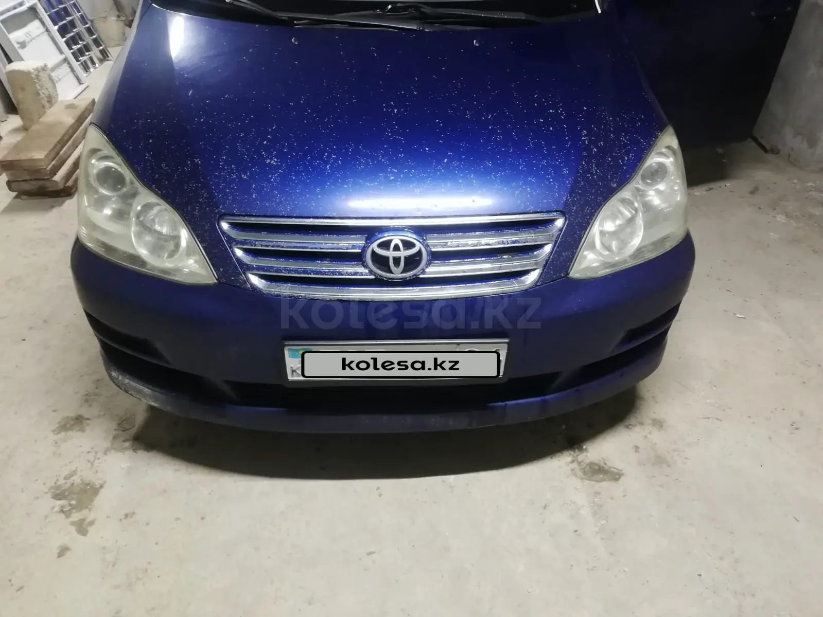 Toyota Avensis Verso, 2005