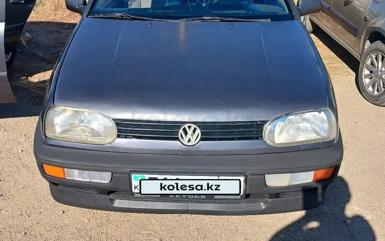 Volkswagen Golf 1992 годаүшін1 600 000 тг. в Актобе