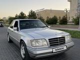 Mercedes-Benz E 280 1994 годаfor2 750 000 тг. в Туркестан – фото 4